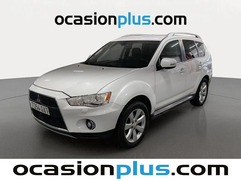 Blanco Usado 2010 Mitsubishi Outlander Motion SUV | 10.390 € (Precio justo) - Imagen 1/4
