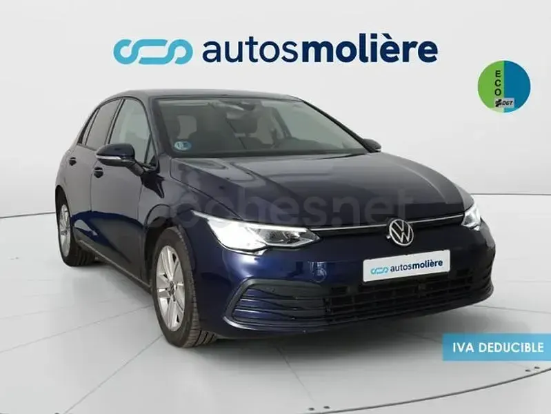 Usado VW Golf VIII Life 150 CV (110 kW) 2020 Azul Berlina