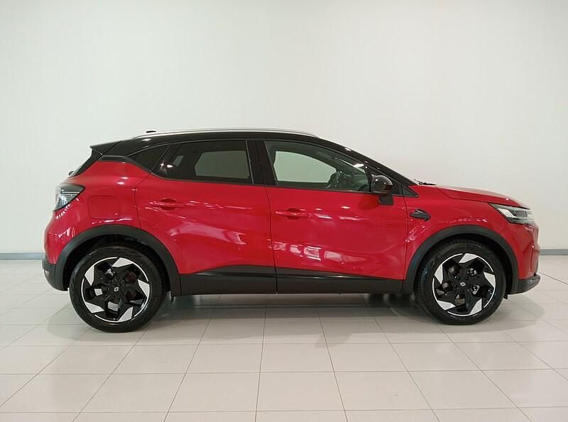 Usado Renault Captur Techno 100 CV (73 kW) 2025 Rojo SUV