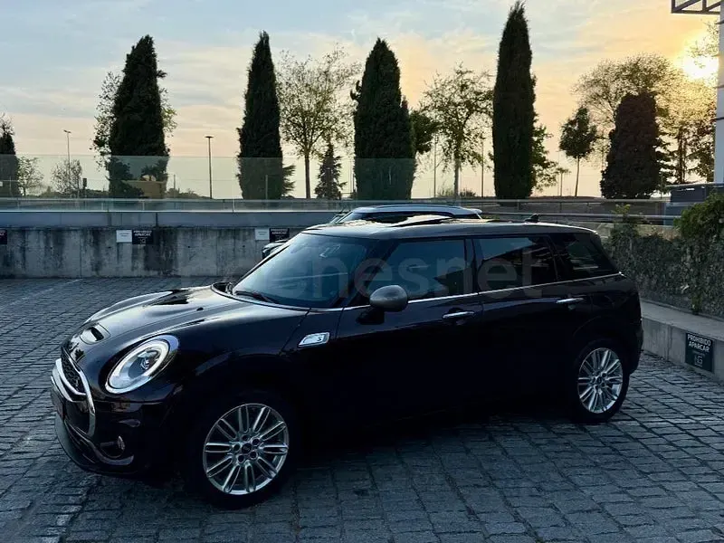 Usado Mini Cooper S Clubman 192 CV (141 kW) 2018 Granate Familiar