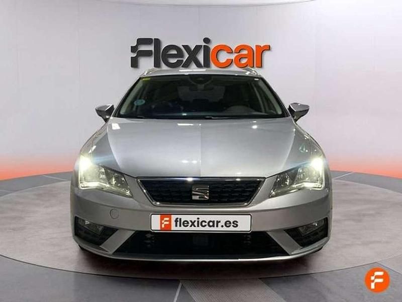 Usado Seat Leon ST Style 116 CV (85 kW) 2019 Gris Familiar
