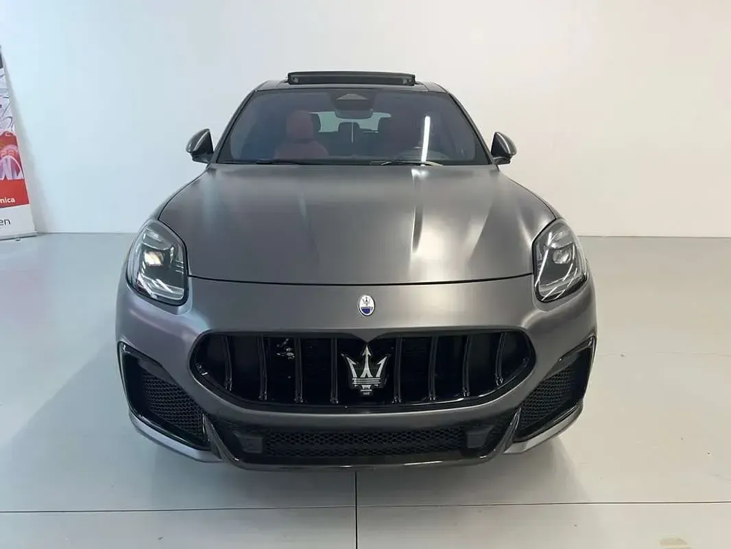 Usado Maserati Grecale 529 CV (389 kW) 2022 Gris SUV