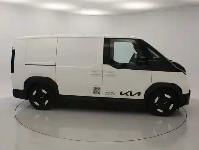 Nuevo Kia PV5 Plus 119 kW (163 CV) 2025 Blanco Monovolumen