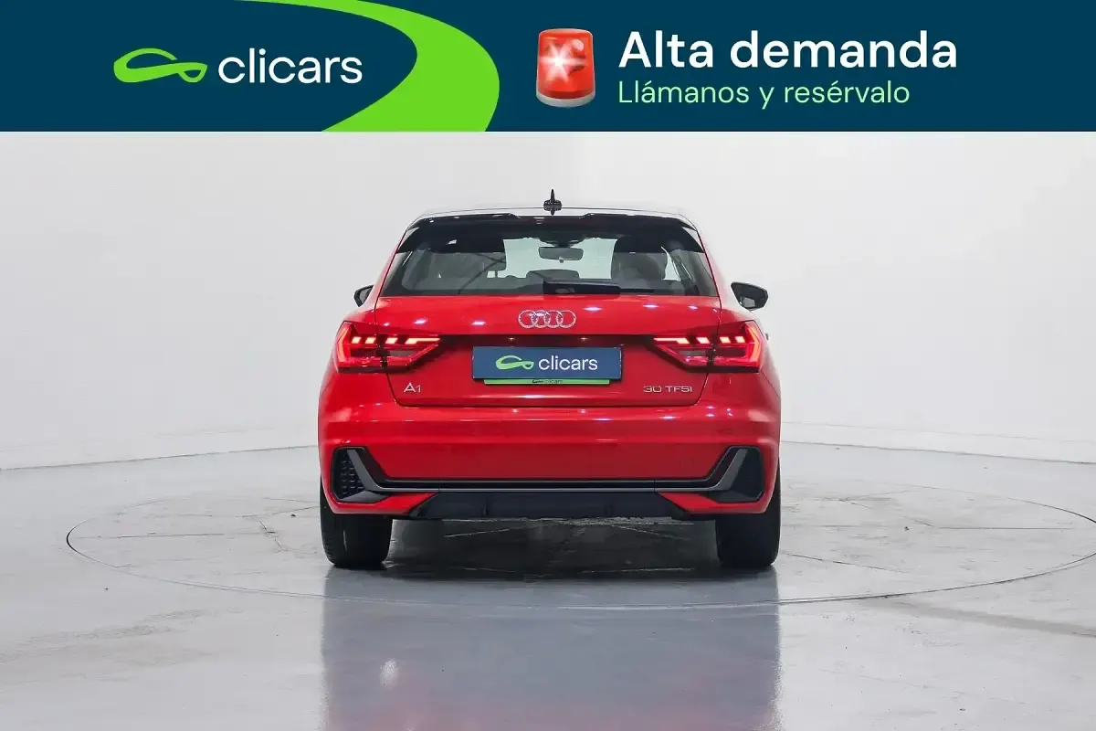 Usado Audi A1 Sportback 110 CV (80 kW) 2022 Rojo Utilitario