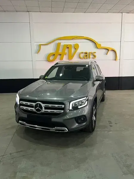 Usado Mercedes GLB200 150 CV (110 kW) 2020 Gris / plata SUV