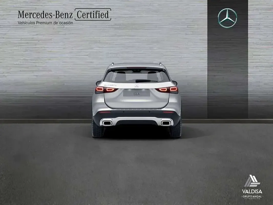 Usado Mercedes GLA250 218 CV (160 kW) 2021 SUV