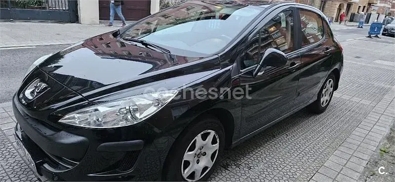 Usado Peugeot 308 120 CV (88 kW) 2009 Negro Berlina