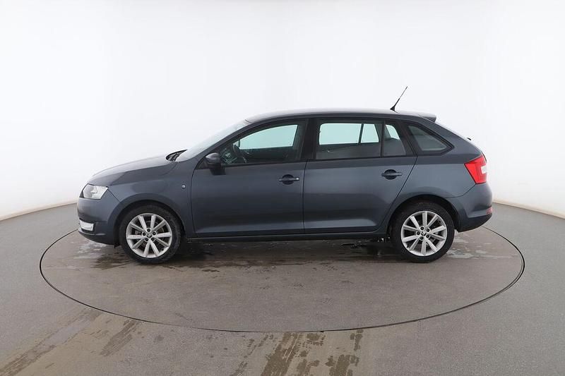 Usado Skoda Rapid Ambition 85 CV (62 kW) 2014 Gris Utilitario