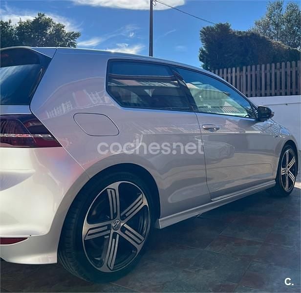 Usado VW Golf VII R 300 CV (220 kW) 2014 Gris / plata Berlina