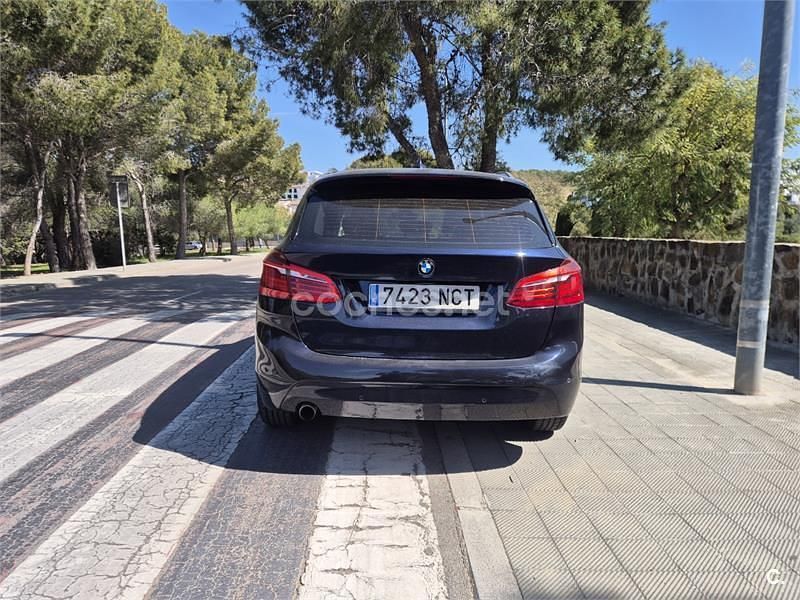Usado BMW 218 136 CV (100 kW) 2014 Azul Familiar