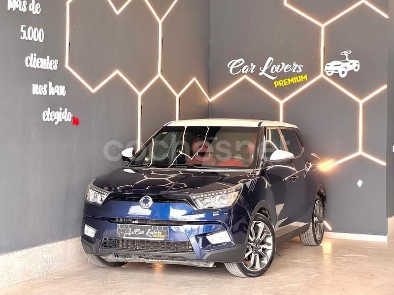 Azul Usado 2015 Ssangyong Tivoli SUV | 11.000 € (Precio justo) - Imagen 1/4