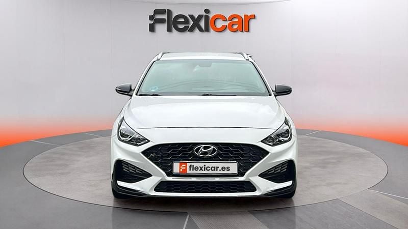 Usado Hyundai i30 N Line 120 CV (88 kW) 2023 Blanco Berlina