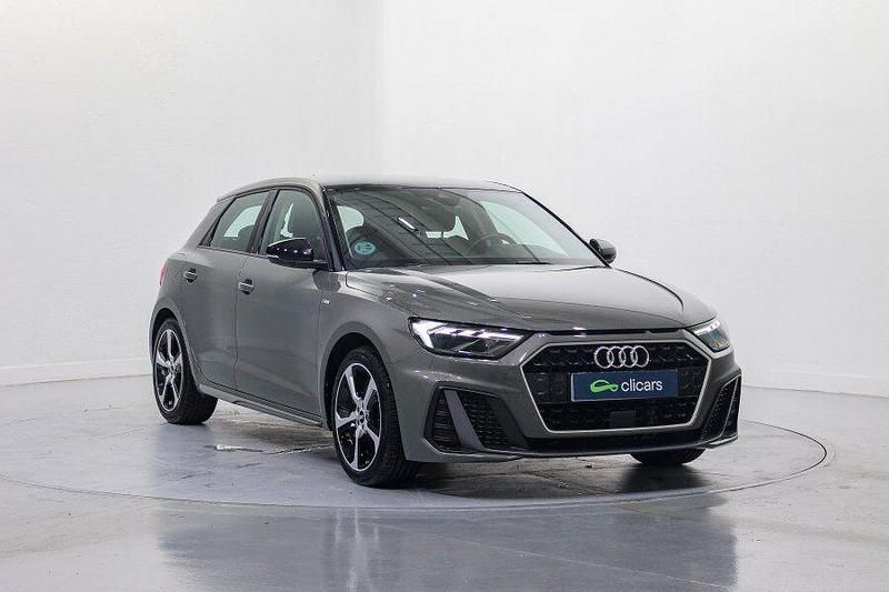 Usado Audi A1 Sportback 95 CV (69 kW) 2023 Gris Utilitario