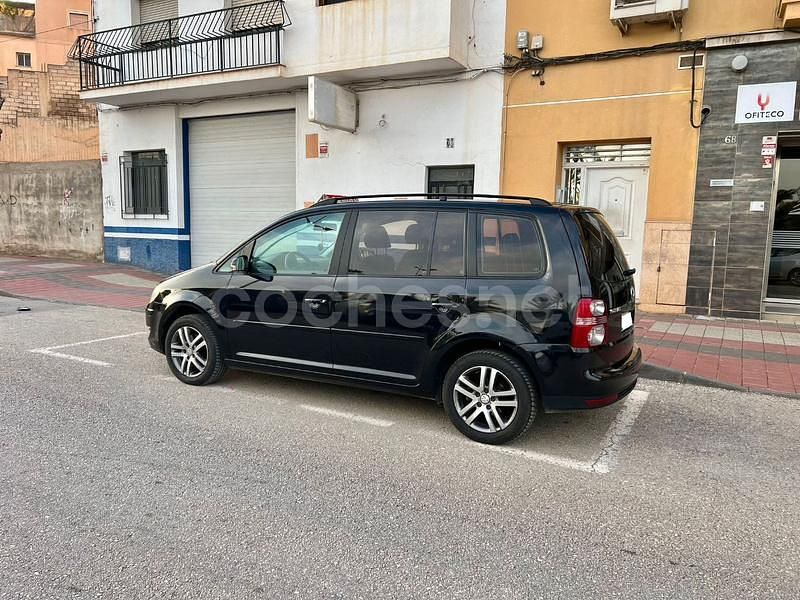 Negro Usado 2008 VW Touran Edition Monovolumen | 6250 € (Precio justo) - Imagen 1/4