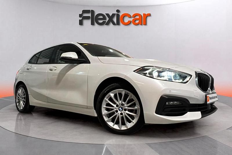 Usado BMW 118 140 CV (102 kW) 2020 Blanco Utilitario