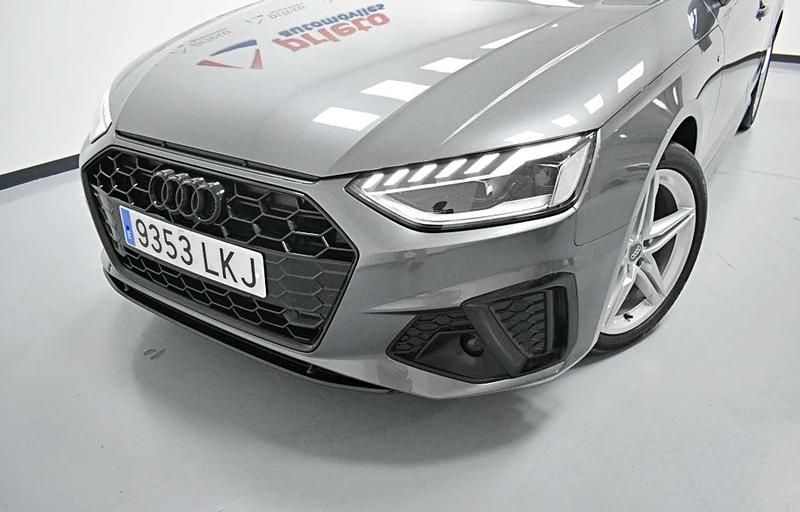 Usado Audi A4 Advanced Plus 163 CV (119 kW) 2020 Gris Berlina