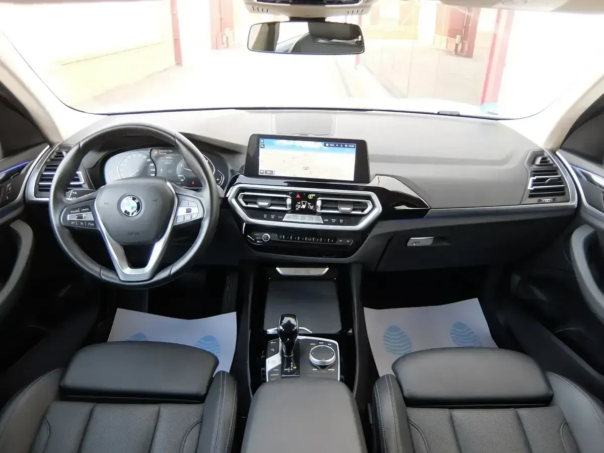 Używany BMW X3 Sport Line 190 KM (139 kW) 2022 Biały SUV