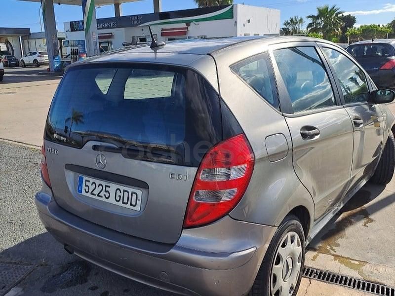 Begagnad Mercedes A180 Avantgarde 109 HK (80 kW) 2010 Beige Minibuss