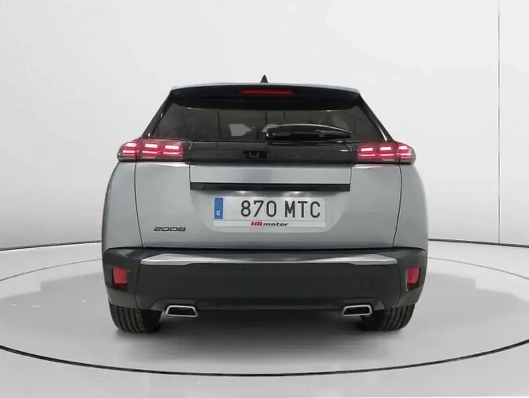 Usado Peugeot 2008 Allure 131 HP (96 kW) 2024 Cinzento SUV