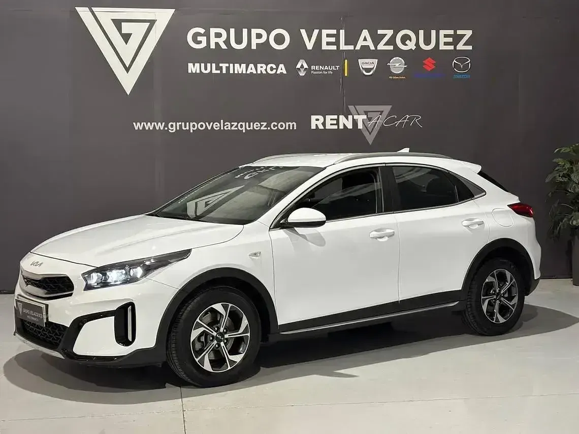 Usado Kia XCeed 100 CV (73 kW) 2024 Blanco SUV
