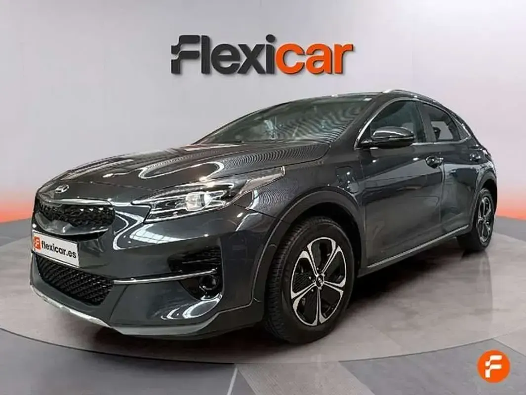 Usado Kia XCeed 141 CV (103 kW) 2021 Gris SUV