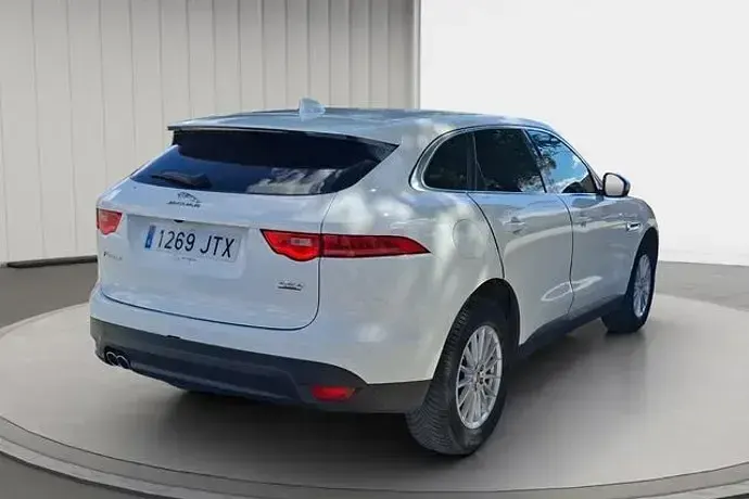 Usado Jaguar F-Pace Pure 180 HP (132 kW) 2016 SUV