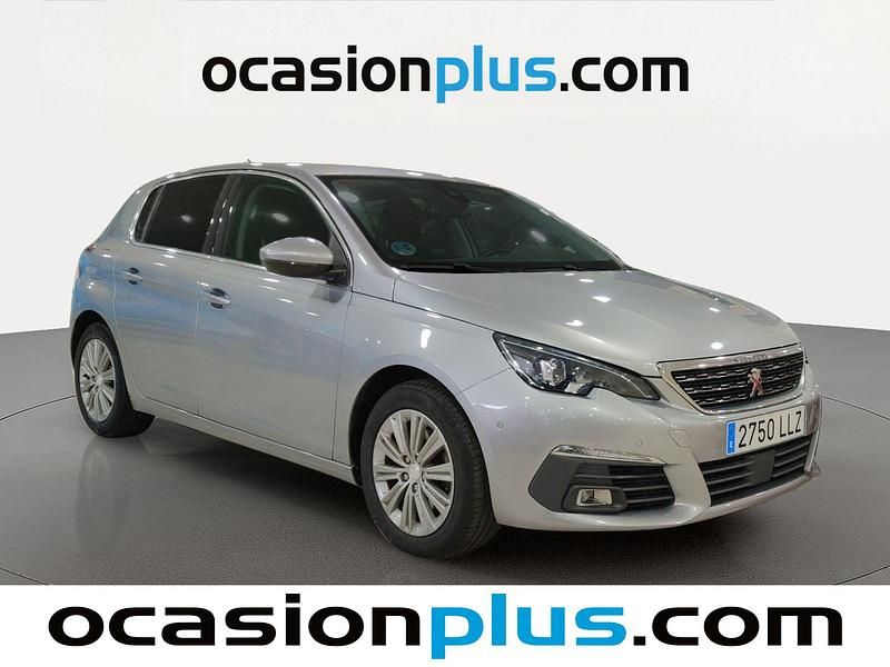 Usado Peugeot 308 Allure 131 CV (96 kW) 2020 Gris Utilitario
