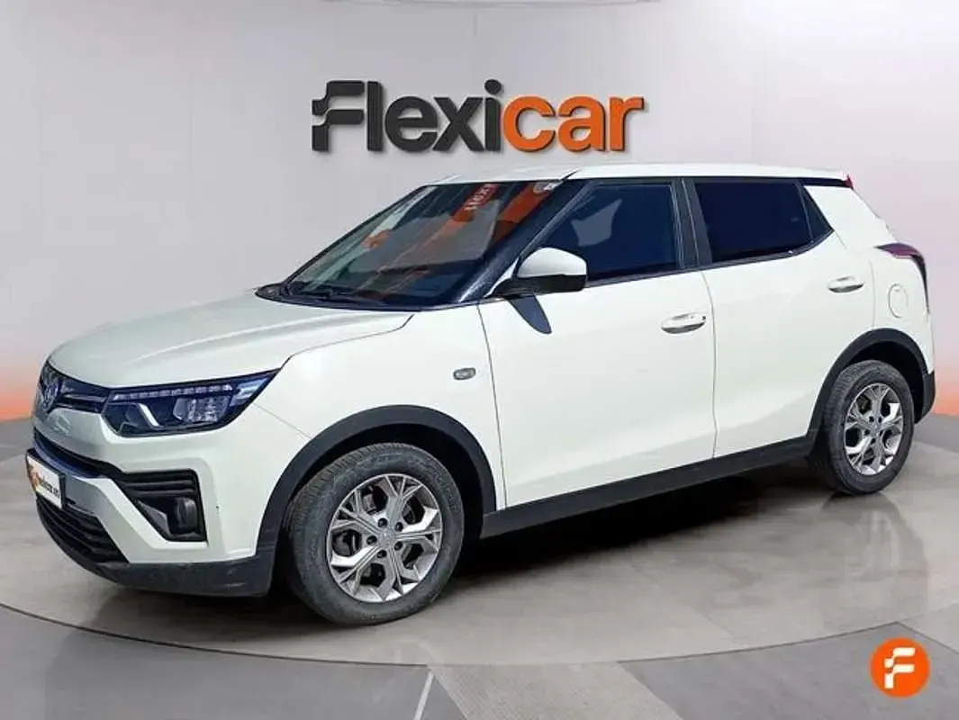 Usado SsangYong Tivoli 128 CV (94 kW) 2023 Blanco SUV