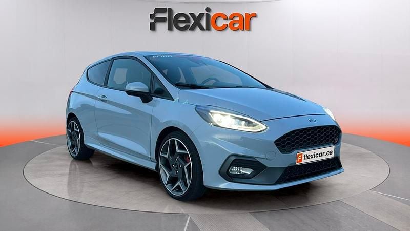 Usado Ford Fiesta ST 200 CV (147 kW) 2019 Gris Utilitario