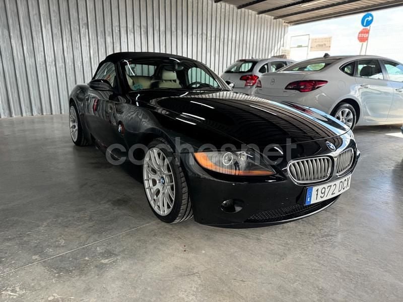 Usado BMW Z4 170 CV (125 kW) 2005 Negro Descapotable