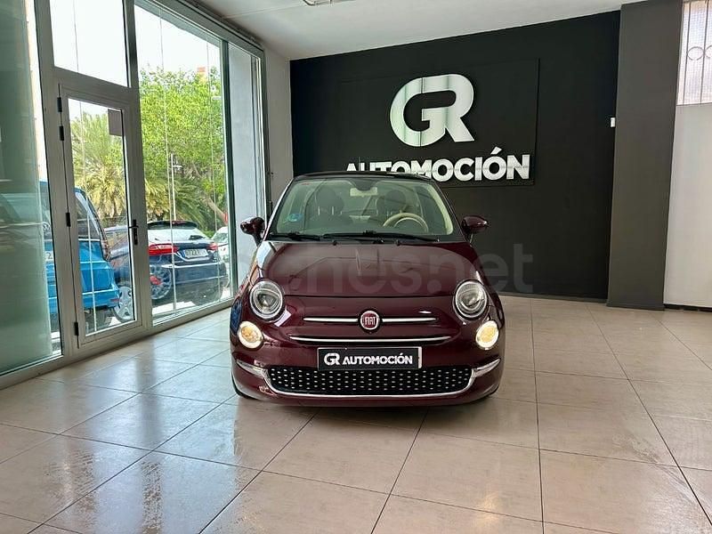 Usado Fiat 500 Dolcevita 70 CV (51 kW) 2021 Violeta / lila Berlina