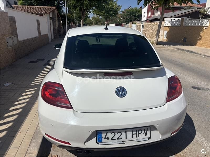Blanco Usado 2013 VW Beetle Sport Berlina | 7999 € (Precio justo) - Imagen 1/3
