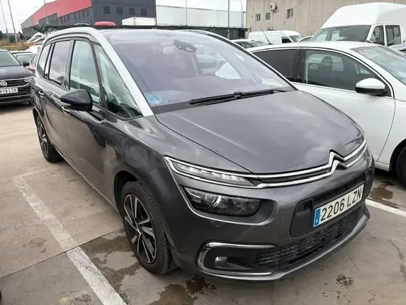Usado Citroën C4 SpaceTourer Shine 130 CV (95 kW) 2022 Gris / plata Monovolumen