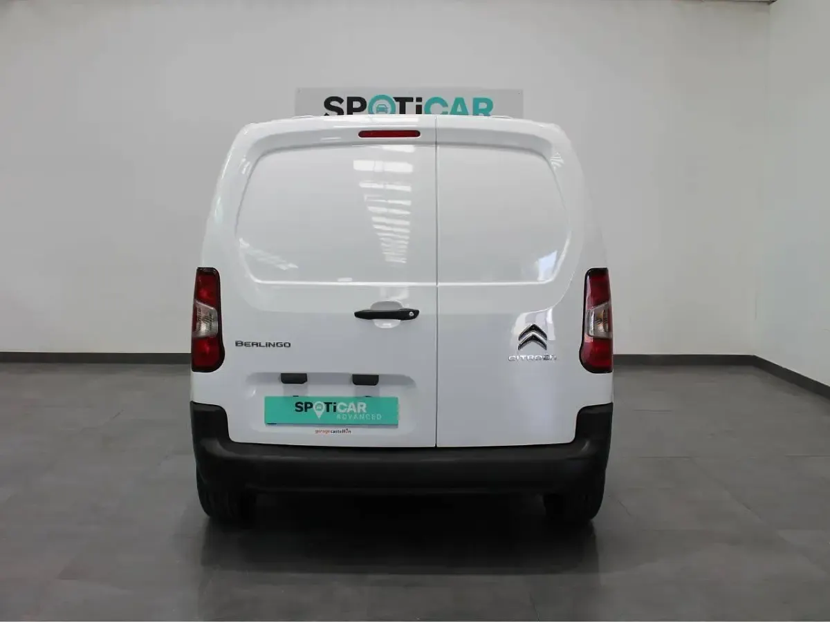 Usado Citroën Berlingo 102 CV (75 kW) 2021 Blanco Monovolumen