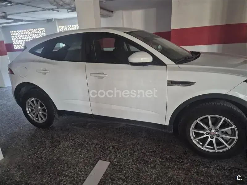 Usado Jaguar E-Pace 150 CV (110 kW) 2019 Blanco SUV