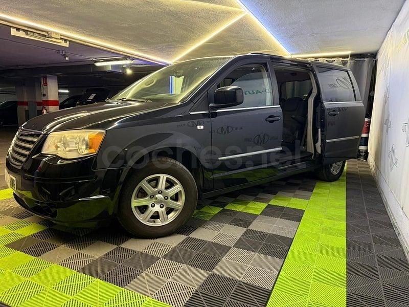 Usado Chrysler Grand Voyager Limited 163 CV (119 kW) 2010 Negro Monovolumen