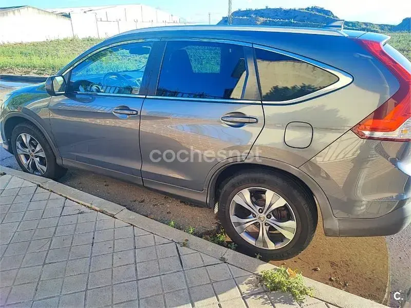 Usado Honda CR-V Lifestyle 120 CV (88 kW) 2014 Gris / plata SUV
