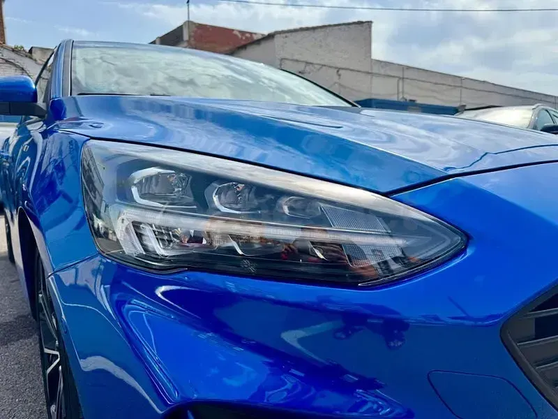 Usado Ford Focus ST-Line 120 CV (88 kW) 2020 Azul Berlina
