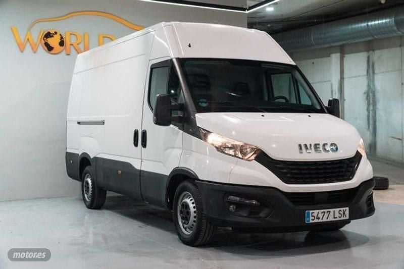 Begagnad Iveco Daily 136 HK (100 kW) 2021 Vit Van