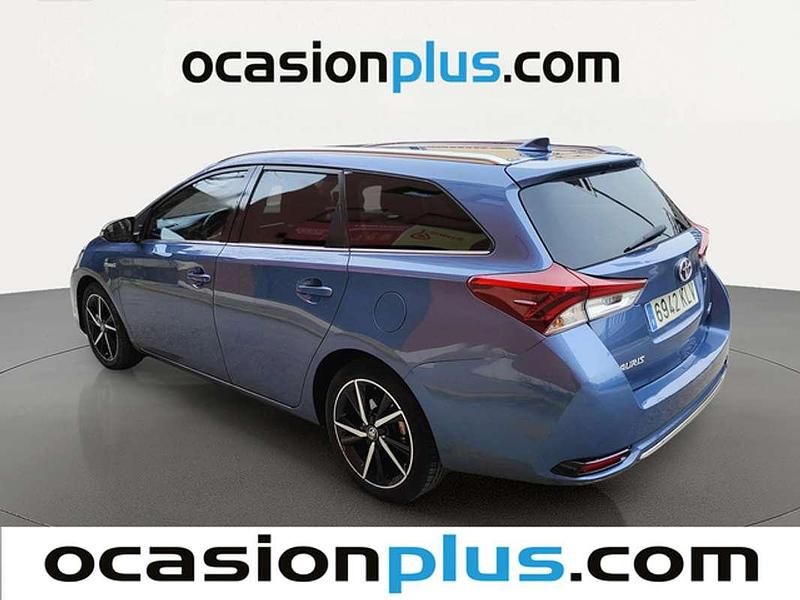 Usado Toyota Auris Touring Sports Edition 136 CV (100 kW) 2018 Azul Familiar