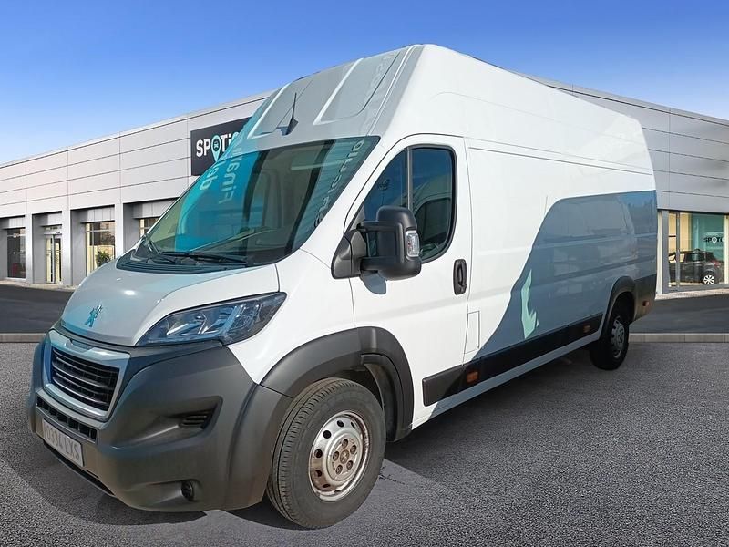 Usado Peugeot Boxer S 140 CV (102 kW) 2022 Blanco Van