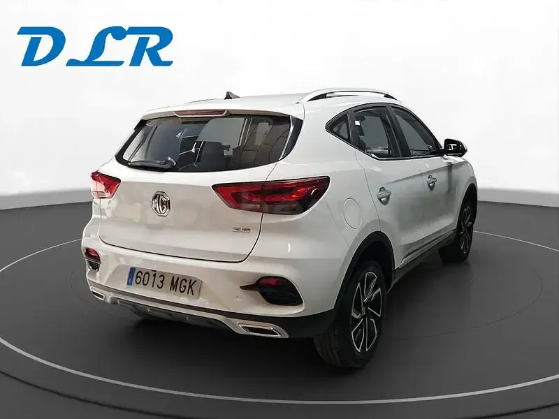 Usado MG ZS Luxury 111 CV (81 kW) 2023 Blanco SUV