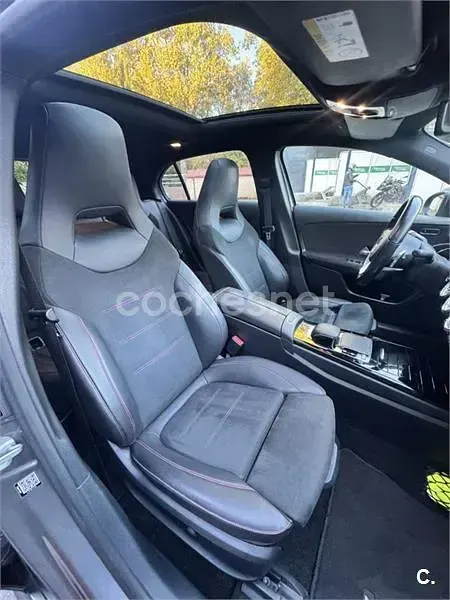 Usado Mercedes A200 156 CV (114 kW) 2018 Gris / plata Berlina