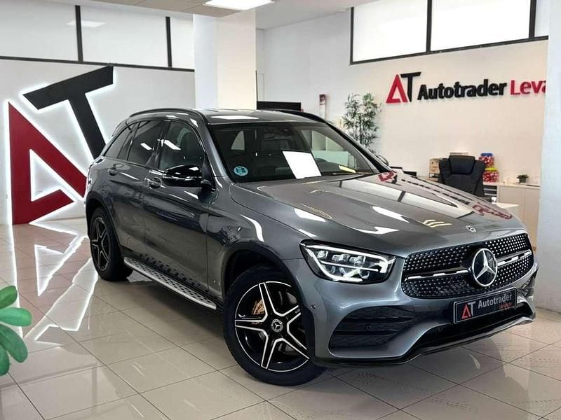 Gris / plata Usado 2019 Mercedes GLC220 SUV | 34.699 € (Precio justo) - Imagen 1/4