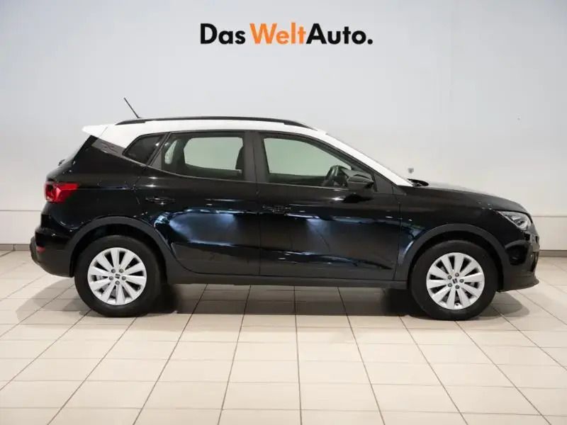 Usado Seat Arona Style 110 CV (80 kW) 2024 Negro SUV