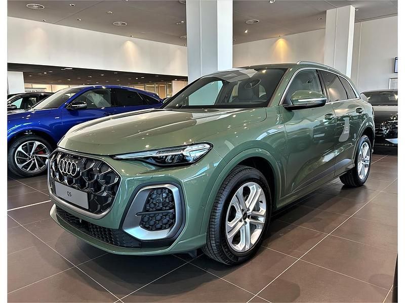 Verde Nuevo 2025 Audi Q5 S-Line SUV | 77.204 € - Imagen 1/4