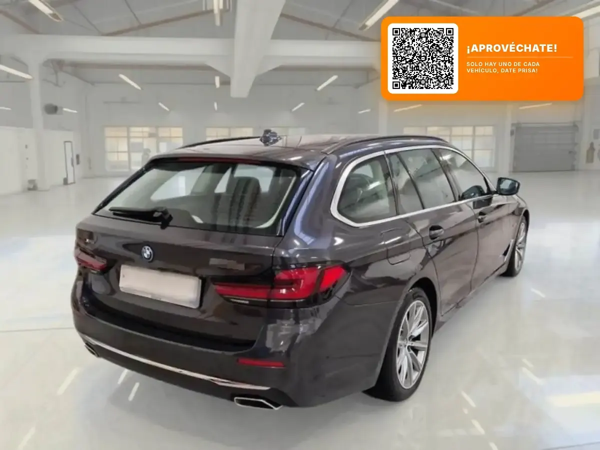 Usado BMW 530e Luxury Line 292 CV (214 kW) 2022 Gris / plata Familiar