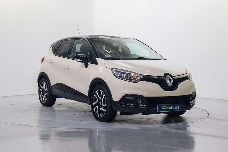 Usado Renault Captur Life 90 CV (66 kW) 2016 Naranja SUV