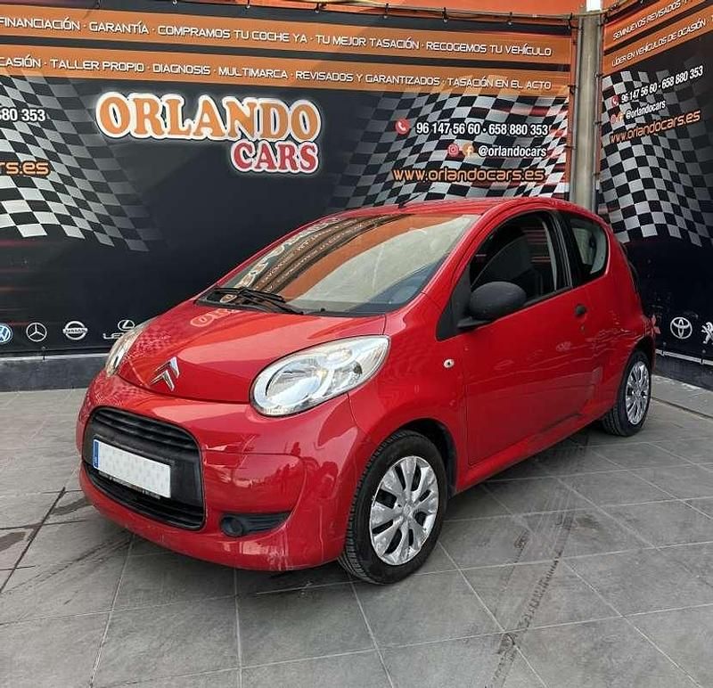 Usado Citroën C1 68 CV (50 kW) 2010 Rojo Utilitario