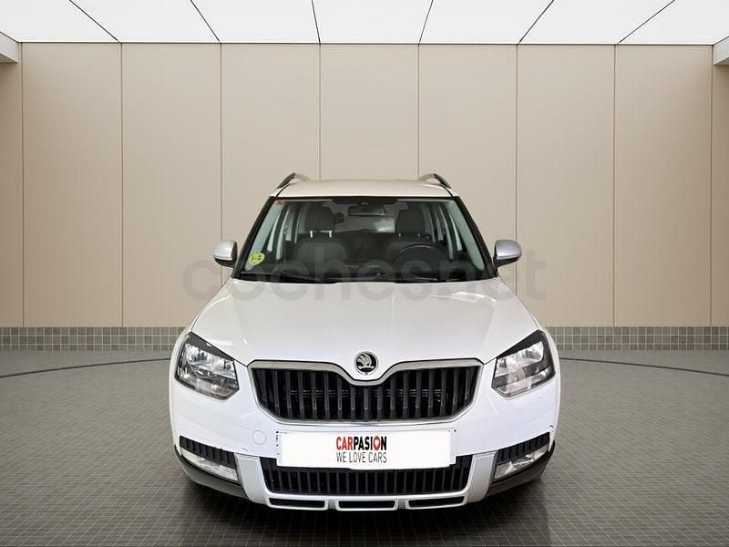 Usado Skoda Yeti Elegance 110 CV (80 kW) 2015 Blanco SUV